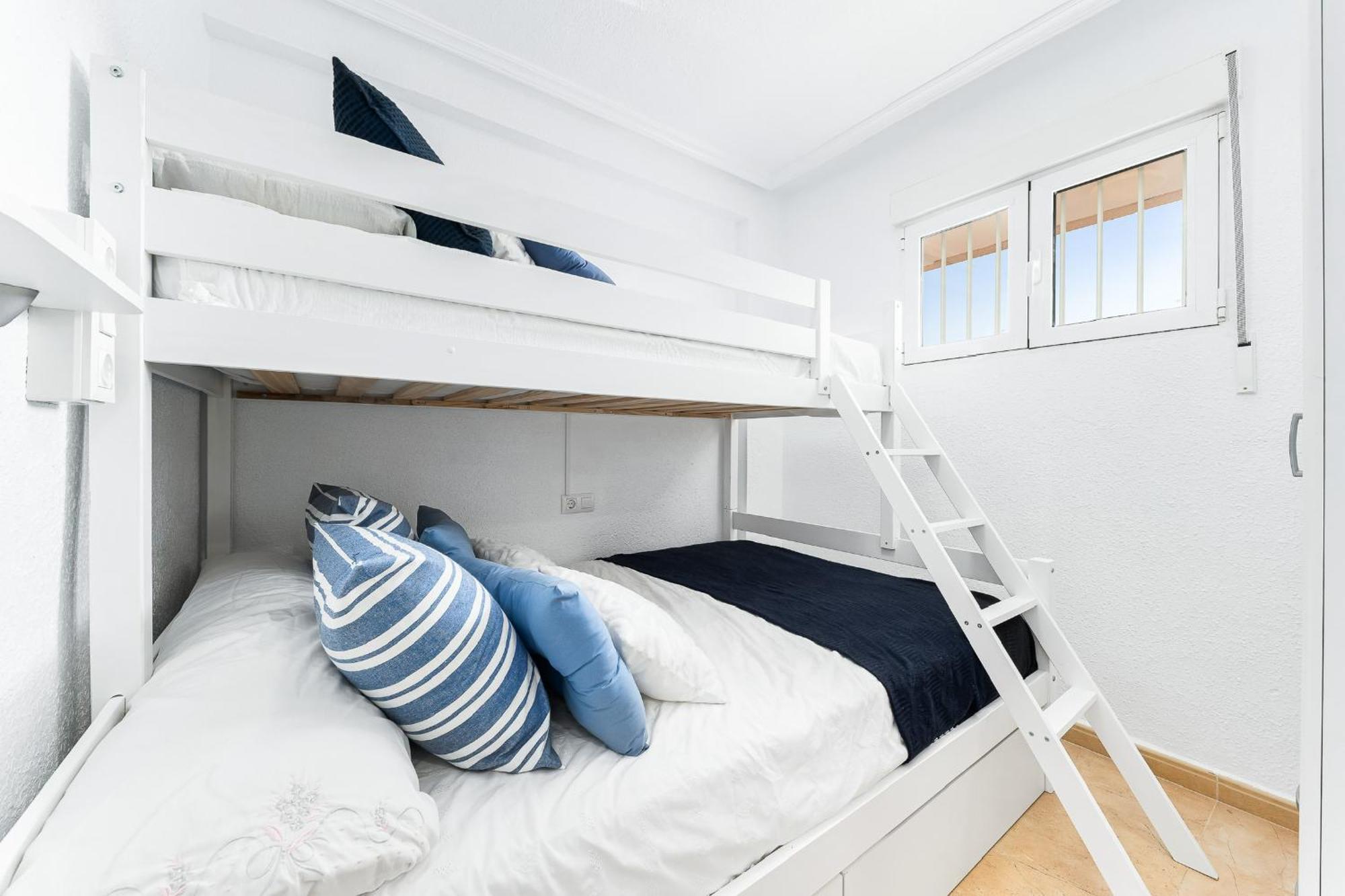 Balcon Mediterraneo Sunrise Торевиеха Екстериор снимка